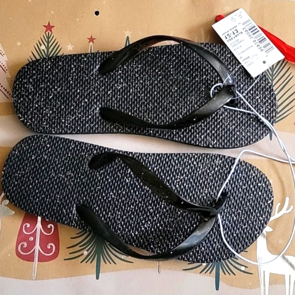 NWT!!! Kids Black sparkles Shoes